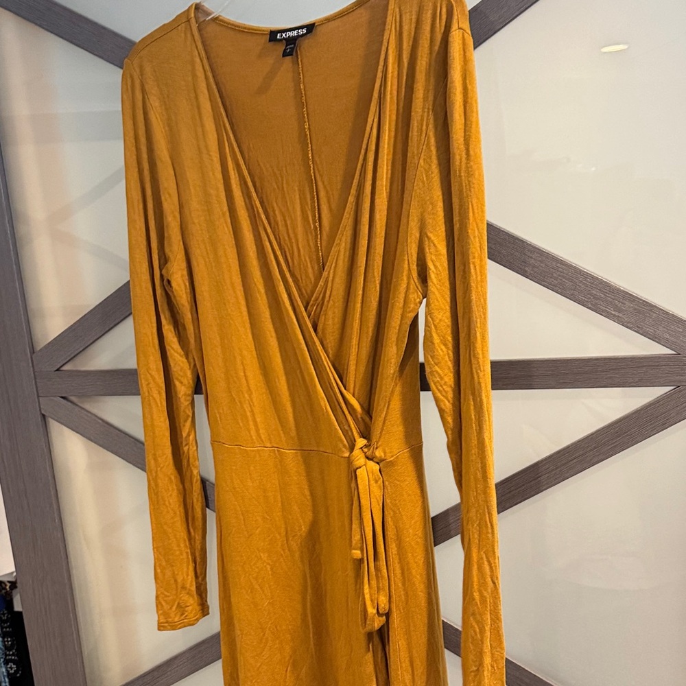 H&M Lush Golden Long Sleeve Wrap Dress - Picture 4 of 5